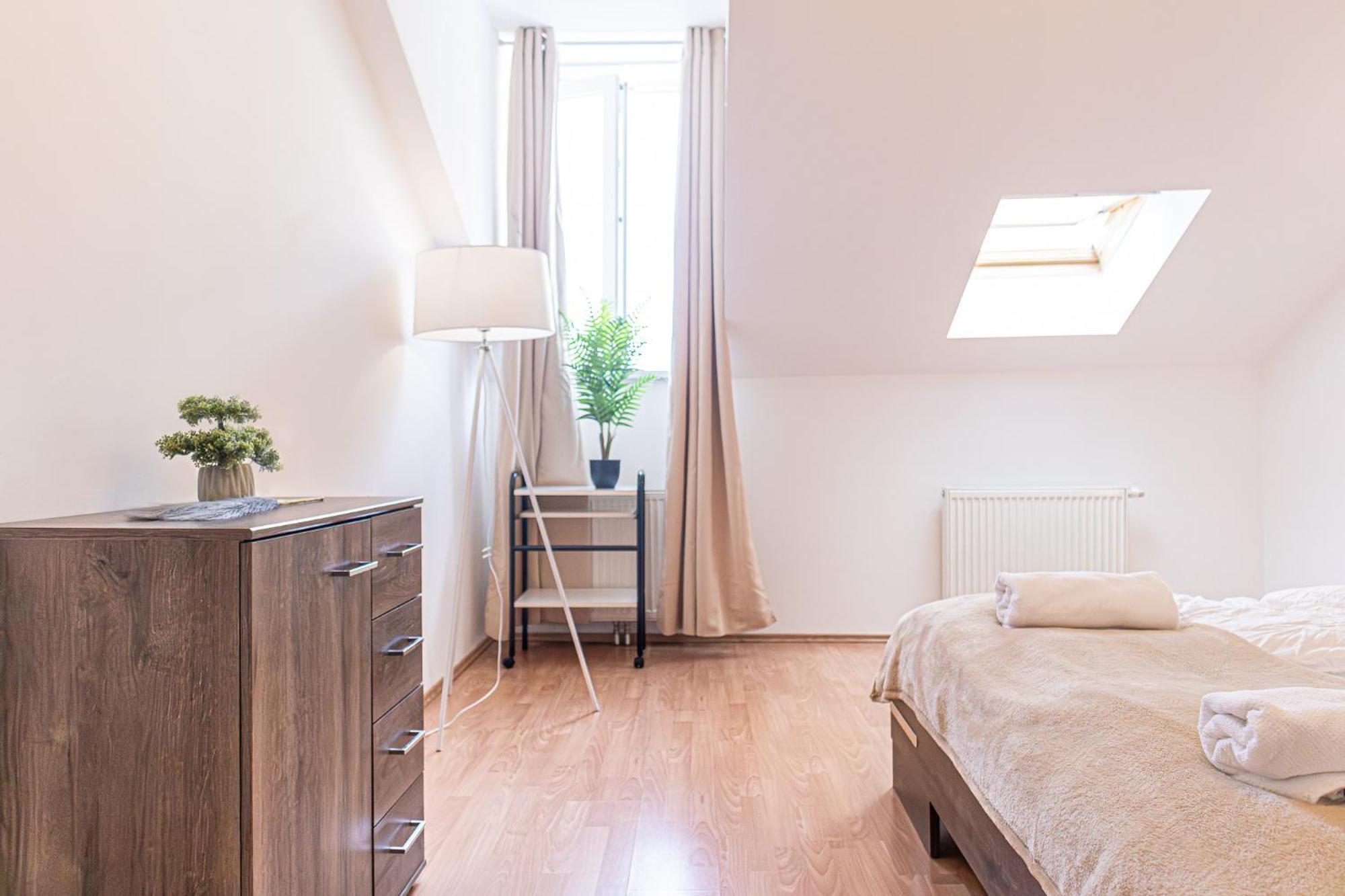 Spacious 2Br Apt Great Location - Near Schoenbrunn Wien Eksteriør billede