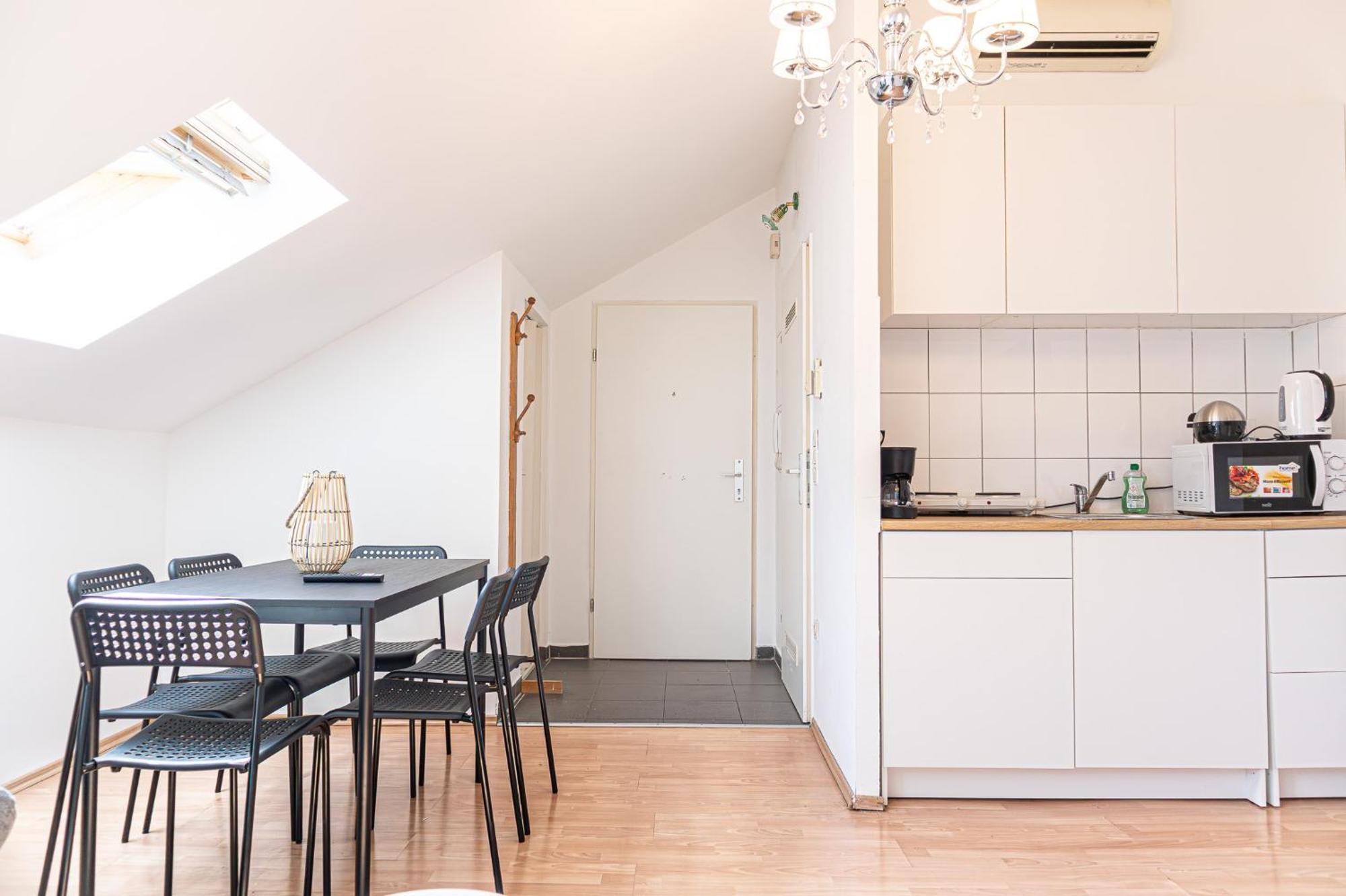 Spacious 2Br Apt Great Location - Near Schoenbrunn Wien Eksteriør billede