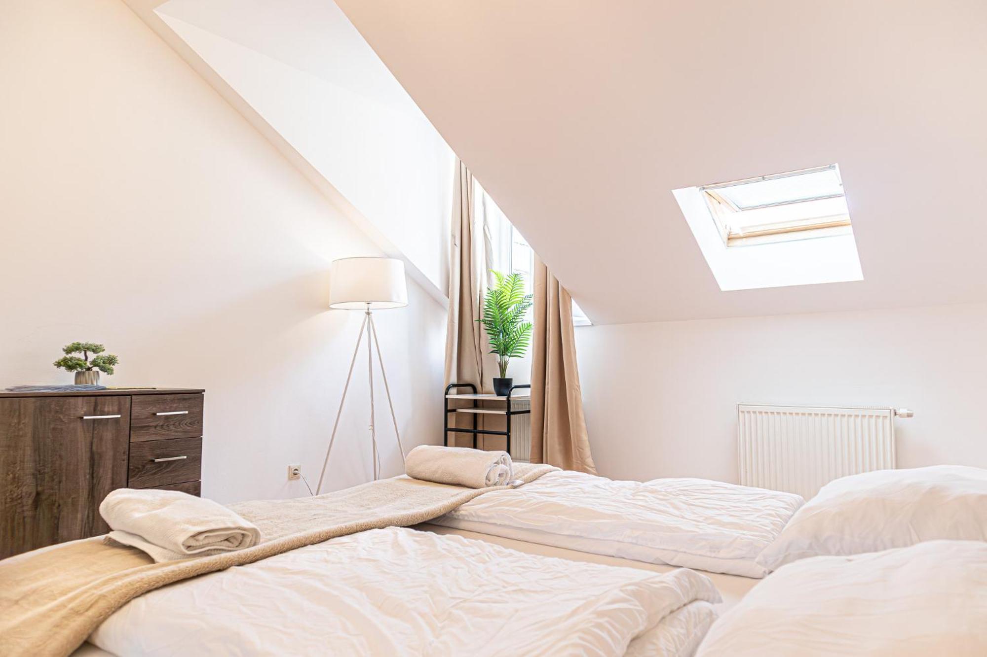 Spacious 2Br Apt Great Location - Near Schoenbrunn Wien Eksteriør billede